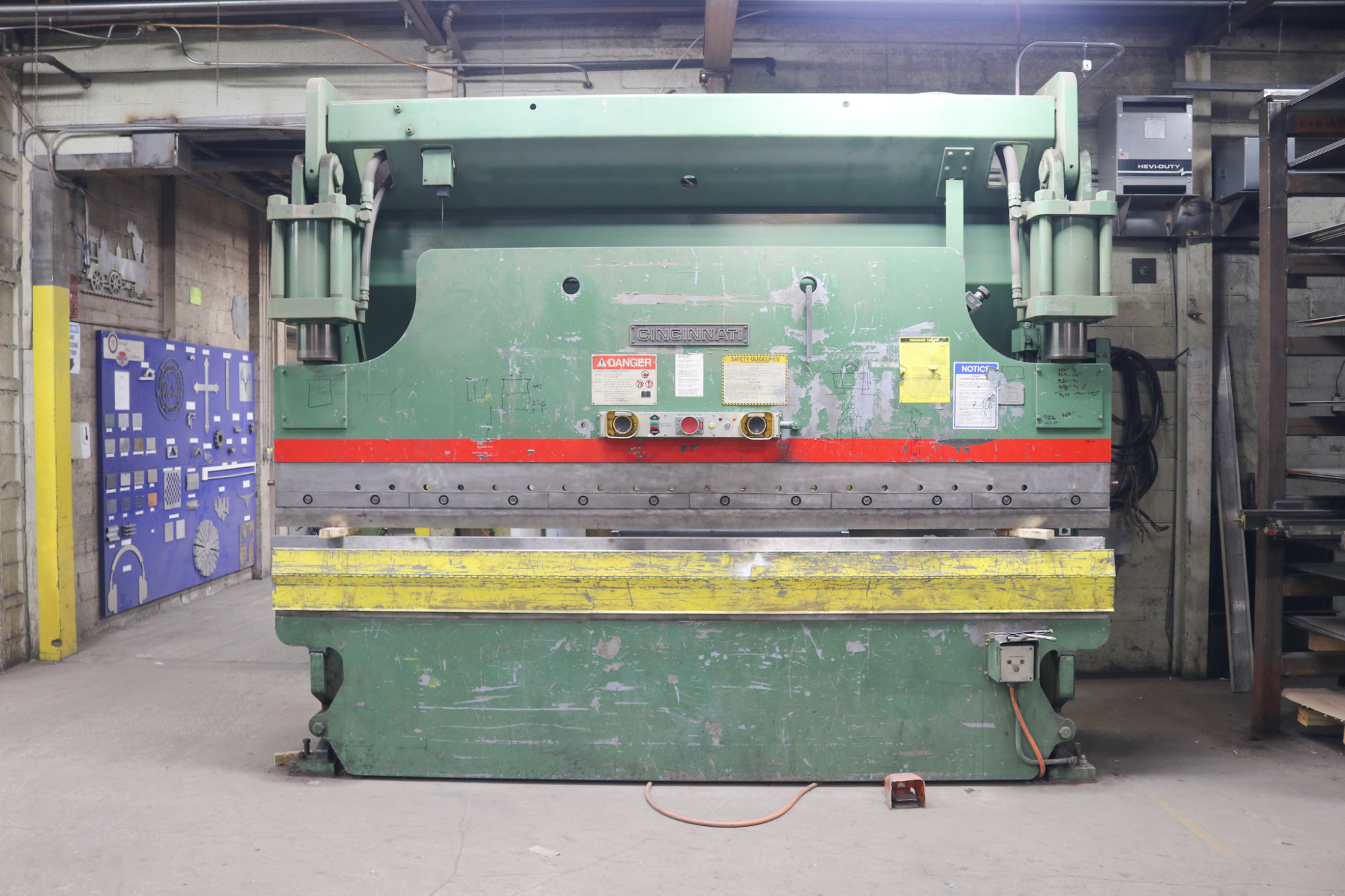 Hydraulic Press Brake